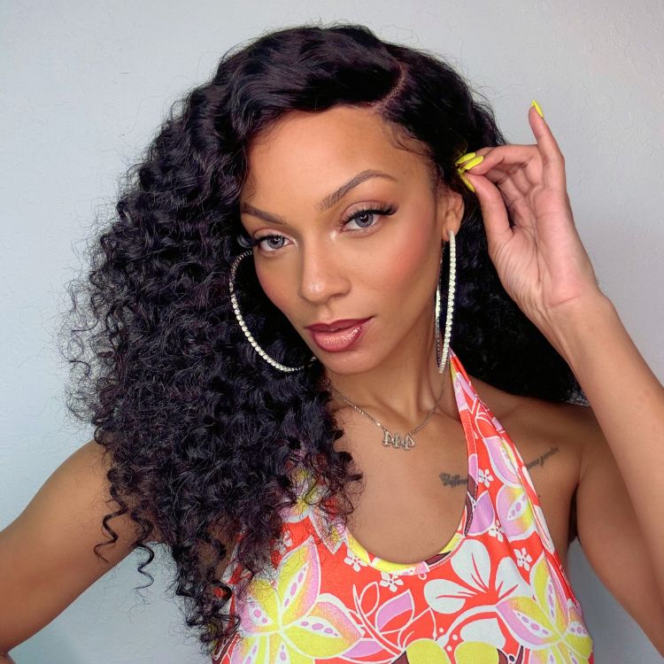 PreMax Wigs | Ear to Ear Super Natural Hairline Deep Wave Glueless 5x5 Upgraded Lace Front Long Curly Wig Pre-Cut Lace-01