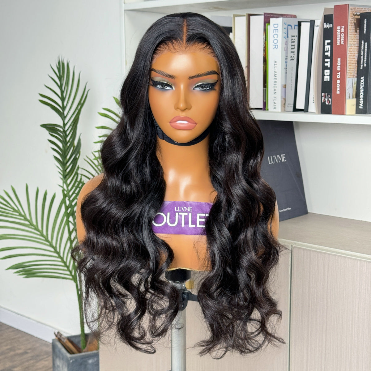 Outlet 18-28'' | Body Wave Ear-to-Ear Glueless 13x4 Frontal Lace Long Wig Pre-Cut Lace-01