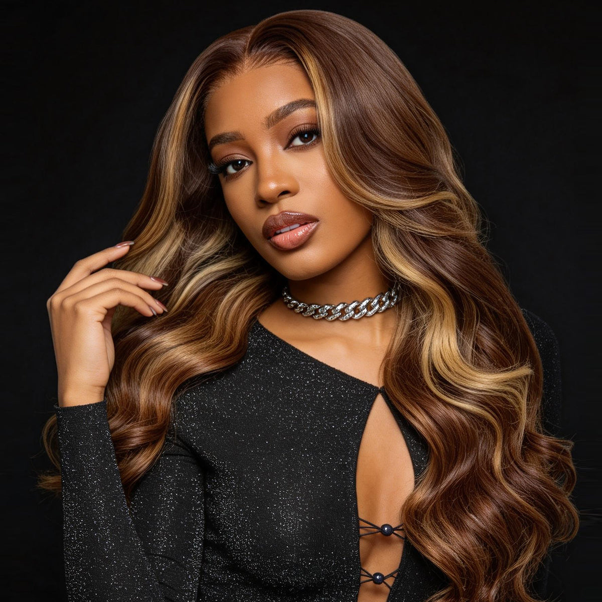 Luvme Hair RawMagic x Blonde Highlight Body Wave 13x6 HD Lace Frontal Glueless Human Hair Wig on a mannequin head