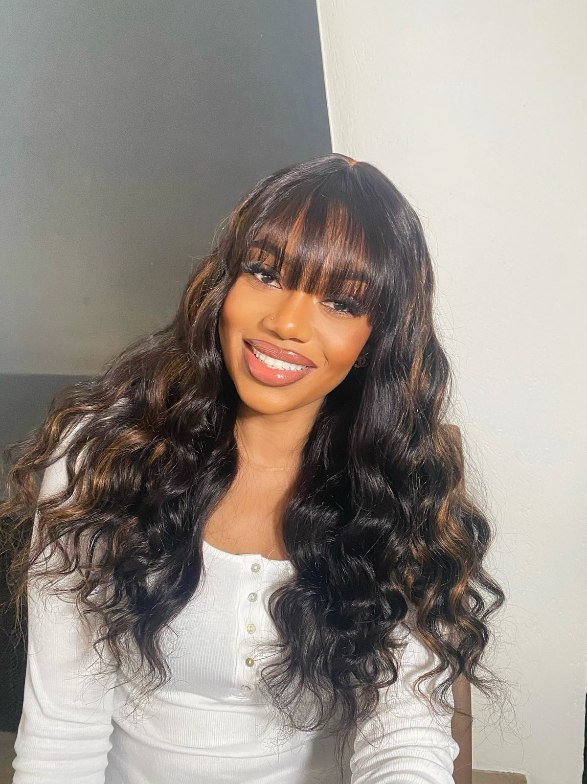 18 Inches=$169.9 |True Scalp Blonde Highlight Loose Wave Glueless Minimalist Lace Wig with Bangs-01